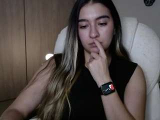 alexyferrer — Camsoda recorded stream image, 02.06.2025 23:10