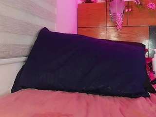 mssburbuja — Camsoda recorded stream image, 04.06.2025 03:10