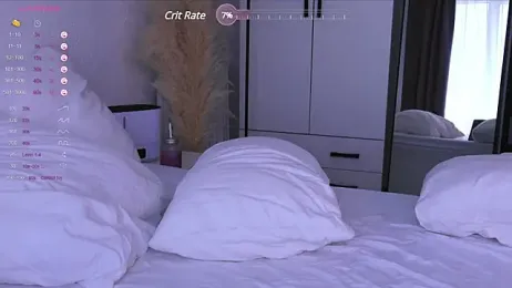 Hit-girl- — Stripchat recorded stream image, 04.06.2025 06:20