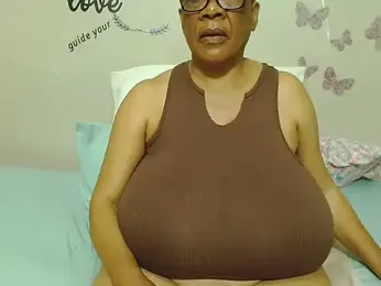 DairyQueen2 — Stripchat recorded stream image, 04.06.2025 22:20