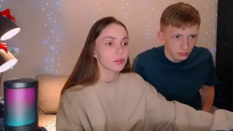 juliaanddima — Stripchat recorded stream image, 09.02.2025 21:50