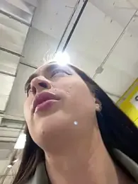 Holly_Play — Stripchat recorded stream image, 05.06.2025 10:10