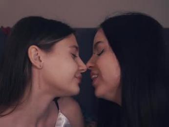 vivid_girls — Chaturbate recorded stream image, 05.06.2025 09:00