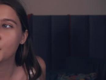 vivid_girls — Chaturbate recorded stream image, 05.06.2025 09:00