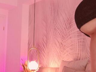 Eva Sin — Flirt4free recorded stream screenshot (05 Jun 2025)