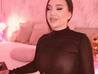 Eva Sin — Flirt4free recorded stream screenshot (05 Jun 2025)