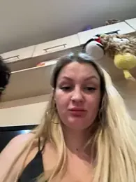 Teya_moon_ — Stripchat recorded stream image, 06.06.2025 15:30