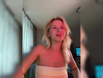 Sunlovv — Bongacams recorded stream image, 08.06.2025 04:30