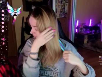 queen_kitty1818 — Chaturbate recorded stream screenshot (08 Jun 2025)