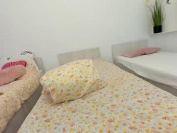 ehotlovea — Chaturbate recorded stream screenshot (08 Jun 2025)