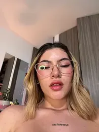 Your_Honeey — Stripchat recorded stream image, 08.06.2025 03:00