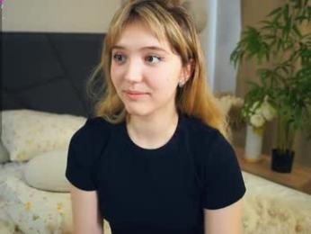 pinkncrazy — Chaturbate recorded stream screenshot (10 Feb 2025)