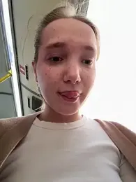 bambi_lu — Stripchat recorded stream image, 10.06.2025 16:40