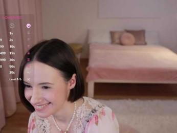 MissEssie — Bongacams recorded stream image, 14.06.2025 13:20