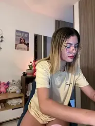 Your_Honeey — Stripchat recorded stream image, 14.06.2025 23:50