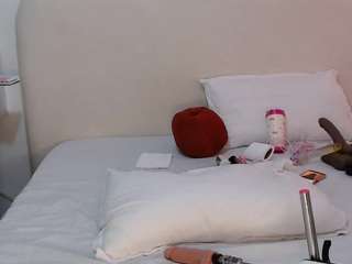 midnightmistress1 — Camsoda recorded stream image, 15.06.2025 07:10