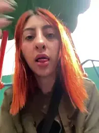 PurpleLinn — Stripchat recorded stream image, 17.06.2025 19:40