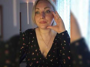 Tanysha-1 — Bongacams recorded stream image, 18.06.2025 03:40