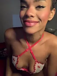 Cammgirlmii — Stripchat recorded stream image, 18.06.2025 03:50