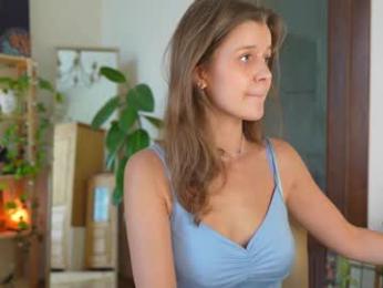 eli_sun — Chaturbate recorded stream image, 18.06.2025 08:00