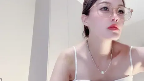 Krismil3 — Stripchat recorded stream screenshot (19 Jun 2025)