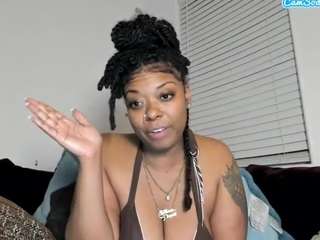 siennadivyne — Camsoda recorded stream screenshot (19 Jun 2025)