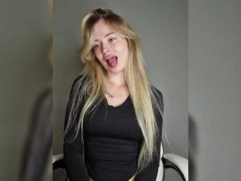 VladaMais — Bongacams recorded stream image, 19.06.2025 18:30