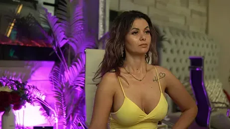 SeductiveMom — Stripchat recorded stream screenshot (20 Jun 2025)