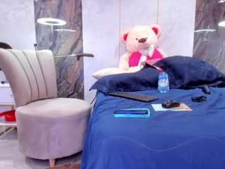 lenathompson — Camsoda recorded stream image, 21.06.2025 04:30