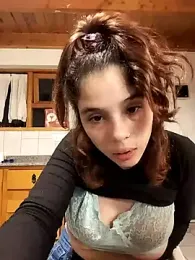 mariamac420 — Stripchat recorded stream image, 21.06.2025 22:20