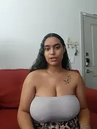 cinnaminnie — Stripchat recorded stream image, 22.06.2025 21:20