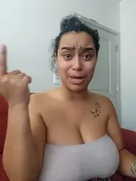 cinnaminnie — Stripchat recorded stream image, 22.06.2025 21:20