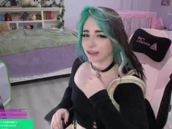 crimsonkitten — Chaturbate recorded stream screenshot (23 Jun 2025)