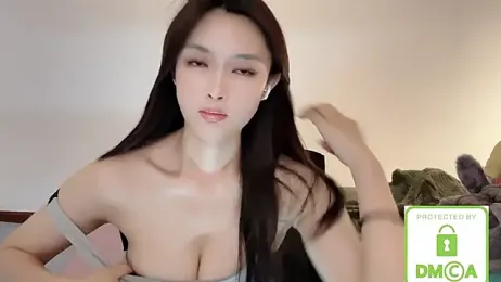 Nivaria- — Stripchat recorded stream image, 24.06.2025 05:40