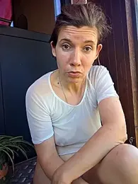 Lina_lou4 — Stripchat recorded stream image, 28.06.2025 14:10