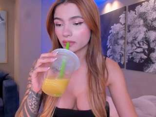 meganwest — Camsoda recorded stream image, 28.06.2025 12:10