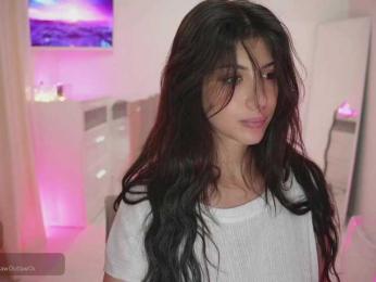 -Madi- — Bongacams recorded stream screenshot (28 Jun 2025)