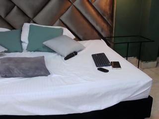 Sophia Loreen — Flirt4free recorded stream screenshot (11 Feb 2025)