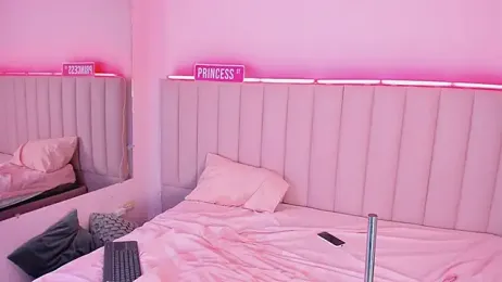 KellyOlsenbe — Stripchat recorded stream screenshot (30 Jun 2025)