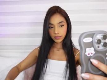ariadna5 — Chaturbate recorded stream image, 01.07.2025 06:10