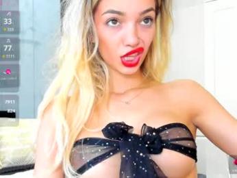 sassyt33n — Chaturbate recorded stream screenshot (02 Jul 2025)