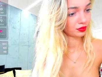 sassyt33n — Chaturbate recorded stream screenshot (02 Jul 2025)