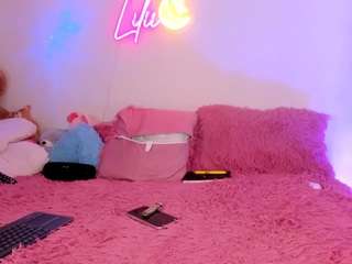 liliimoon — Camsoda recorded stream image, 02.07.2025 23:10