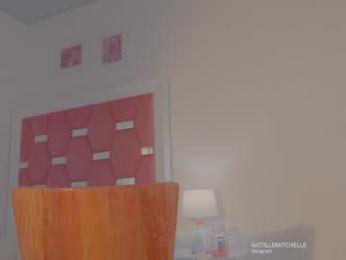 nicolle_mitchelle — Chaturbate recorded stream screenshot (03 Jul 2025)