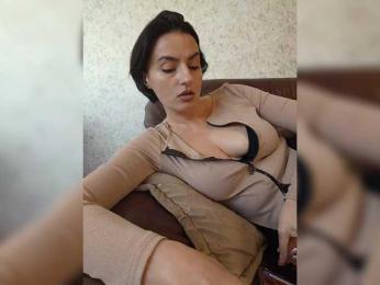 Flammeee — Bongacams recorded stream image, 03.07.2025 13:50
