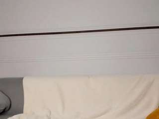 moonlovee — Camsoda recorded stream image, 04.07.2025 05:20