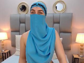 Aliah Manzur — Flirt4free recorded stream screenshot (04 Jul 2025)