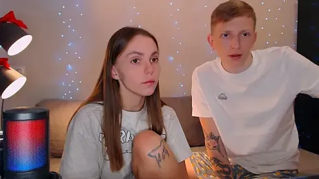 juliaanddima — Stripchat recorded stream image, 11.02.2025 22:20