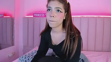 KellyOlsenbe — Stripchat recorded stream screenshot (04 Jul 2025)