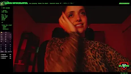 mskuddo — Stripchat recorded stream image, 04.07.2025 23:30